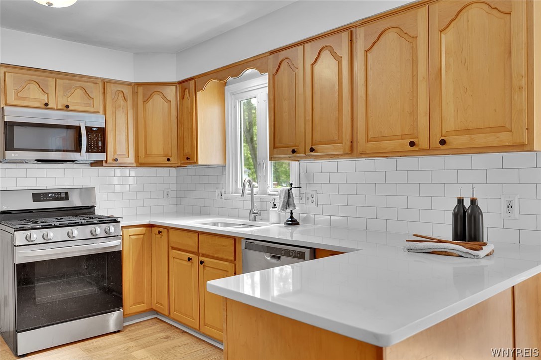9501 Greiner Road Clarence, NY 14031 - Photo 11 of 41 Gallery Image 11
