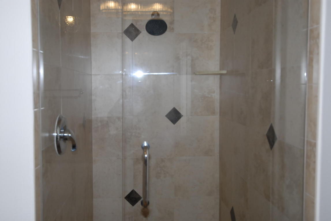 8523 Vía Serena Boca Raton, FL 33433 - Photo 13 of 27 image13