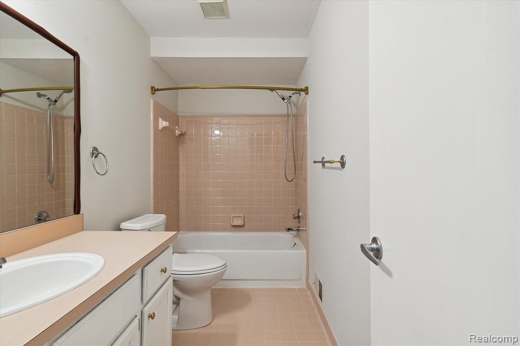 2456 Cranbrook Road Canton, MI 48188 - Photo 38 of 69
