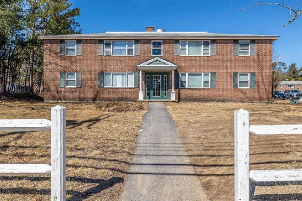 171 Loudon Road, Unit 1 Concord, NH 03301 - Photo 1 of 22