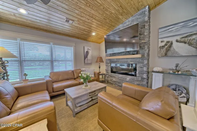 $990,000 | 263 Lullwater Drive, Panama City Beach, FL 32413