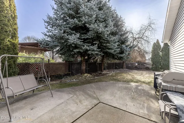 $525,000 | 1066 East Ezra Avenue, Hayden, ID 83835