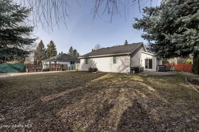$525,000 | 1066 East Ezra Avenue, Hayden, ID 83835