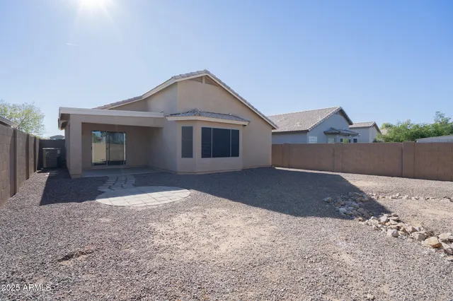 $1,795 | 1314 East Cottonwood Road, San Tan Valley, AZ 85140