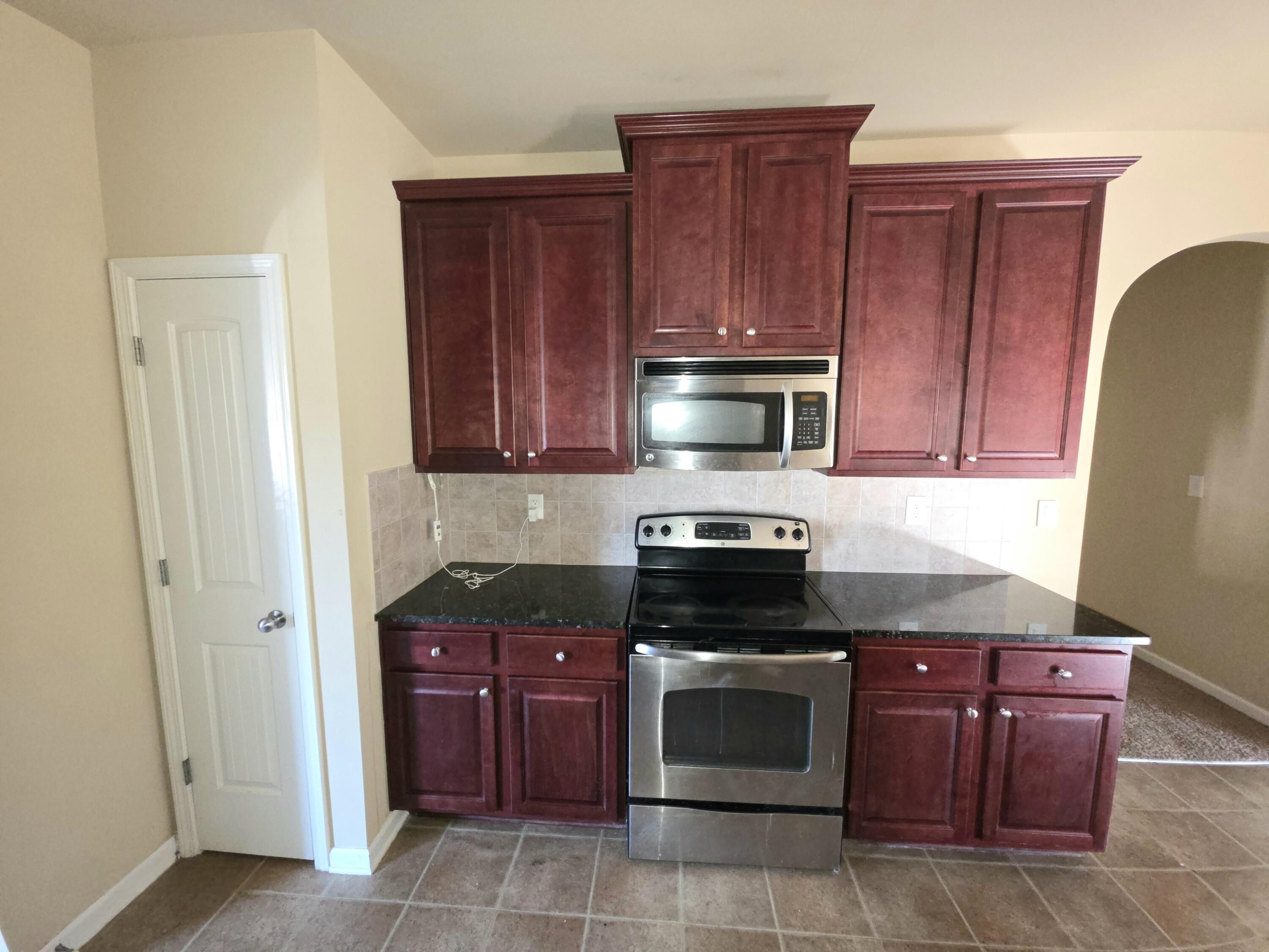 1432 Issac Way Hephzibah, GA 30815 - Photo 7 of 21 20250928_092731