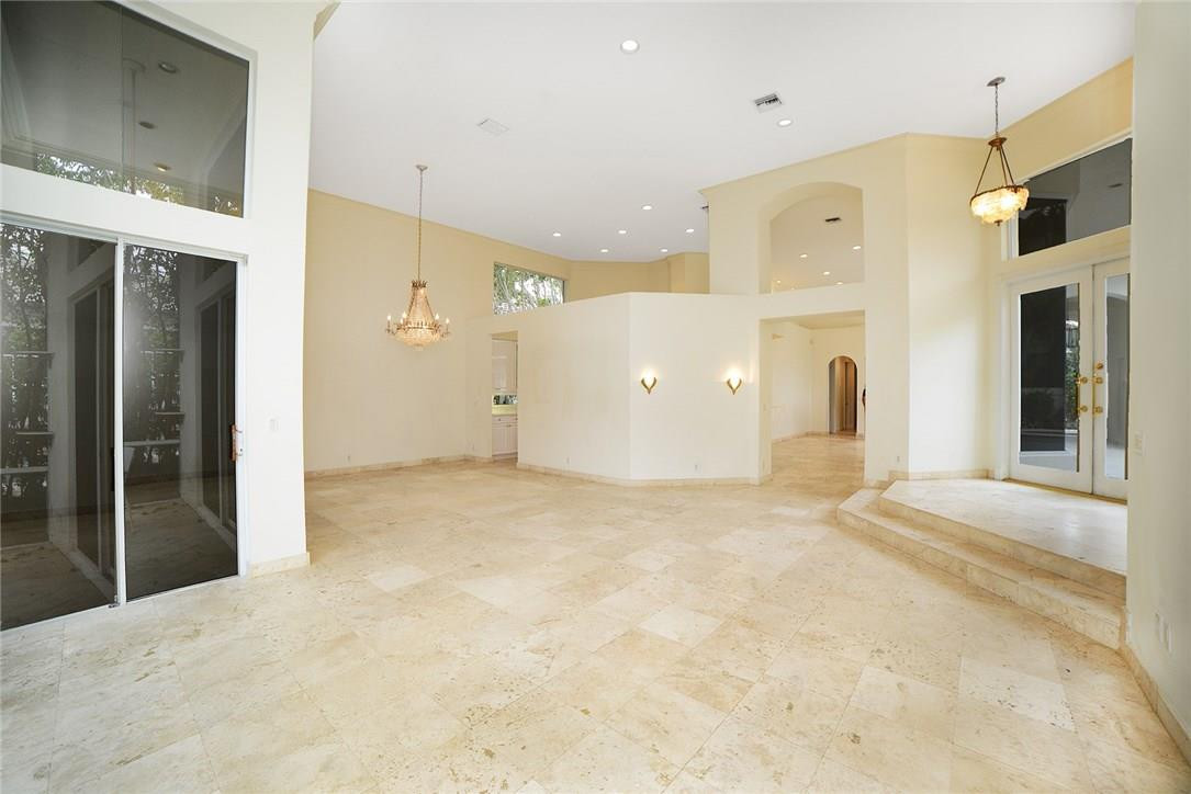 6039 Northwest 32nd Avenue Boca Raton, FL 33496 - Photo 7 of 18