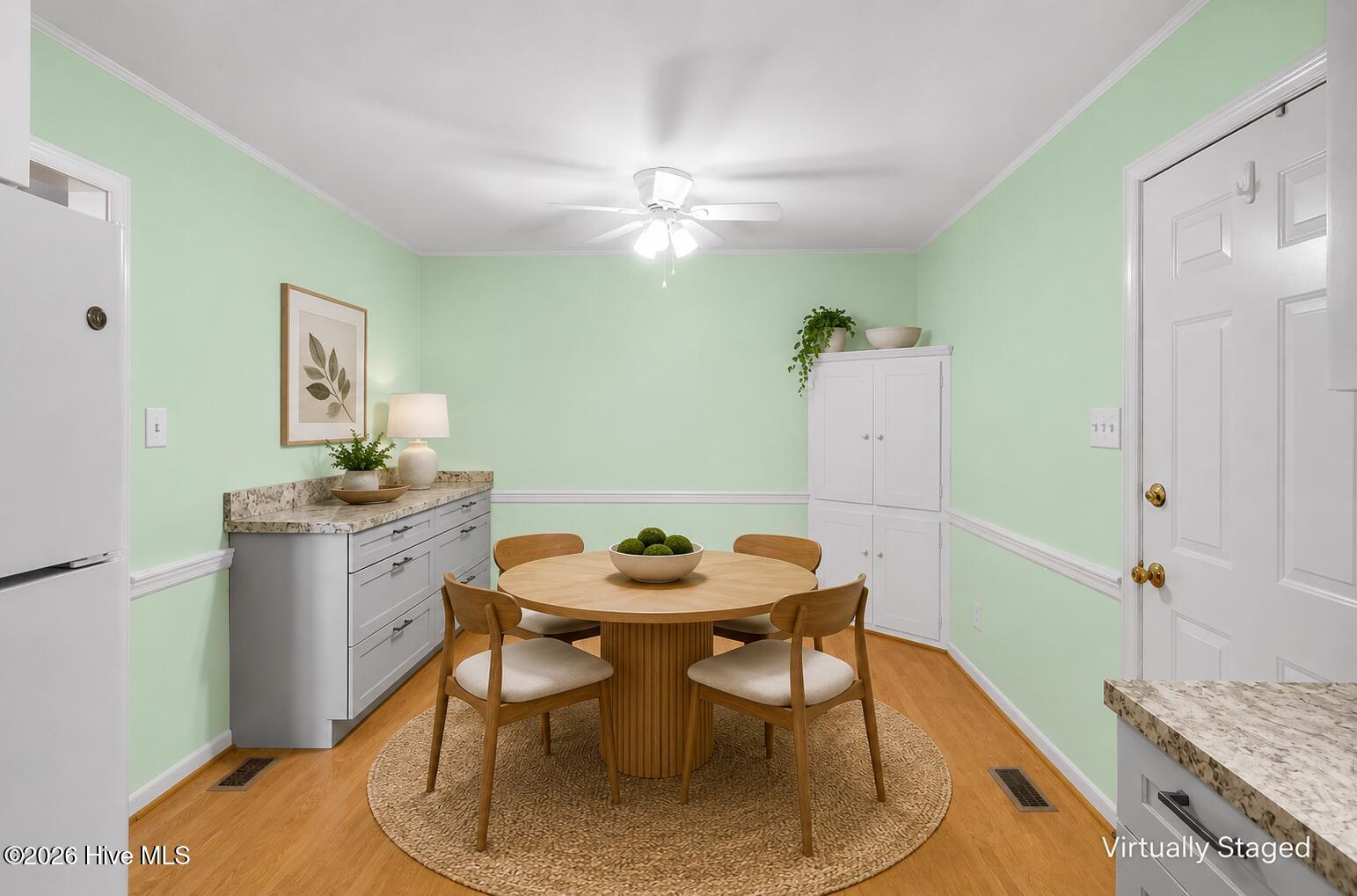 609 Edgehill Road Trent Woods, NC 28562 - Photo 15 of 49 Virtually Staged - Kitchen