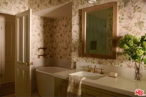 $5,295,000 | 3142 Brookdale Road, Studio City, CA 91604