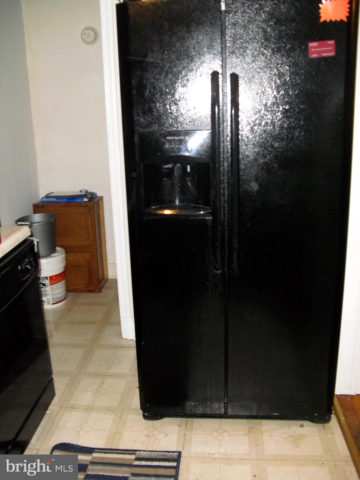 4412 Cedar Garden Road Baltimore, MD 21229 - Photo 4 of 15