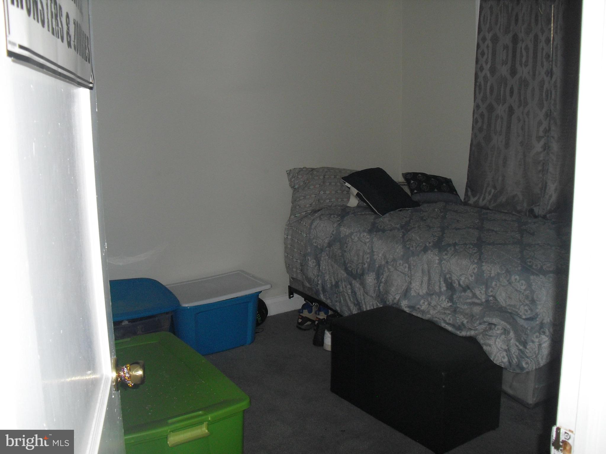 4412 Cedar Garden Road Baltimore, MD 21229 - Photo 8 of 15