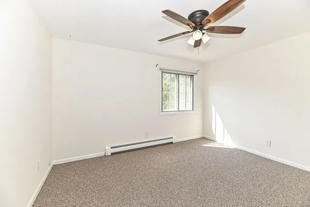 $199,900 | 157 Linden Lane, Unit 8, Thiensville, WI 53092