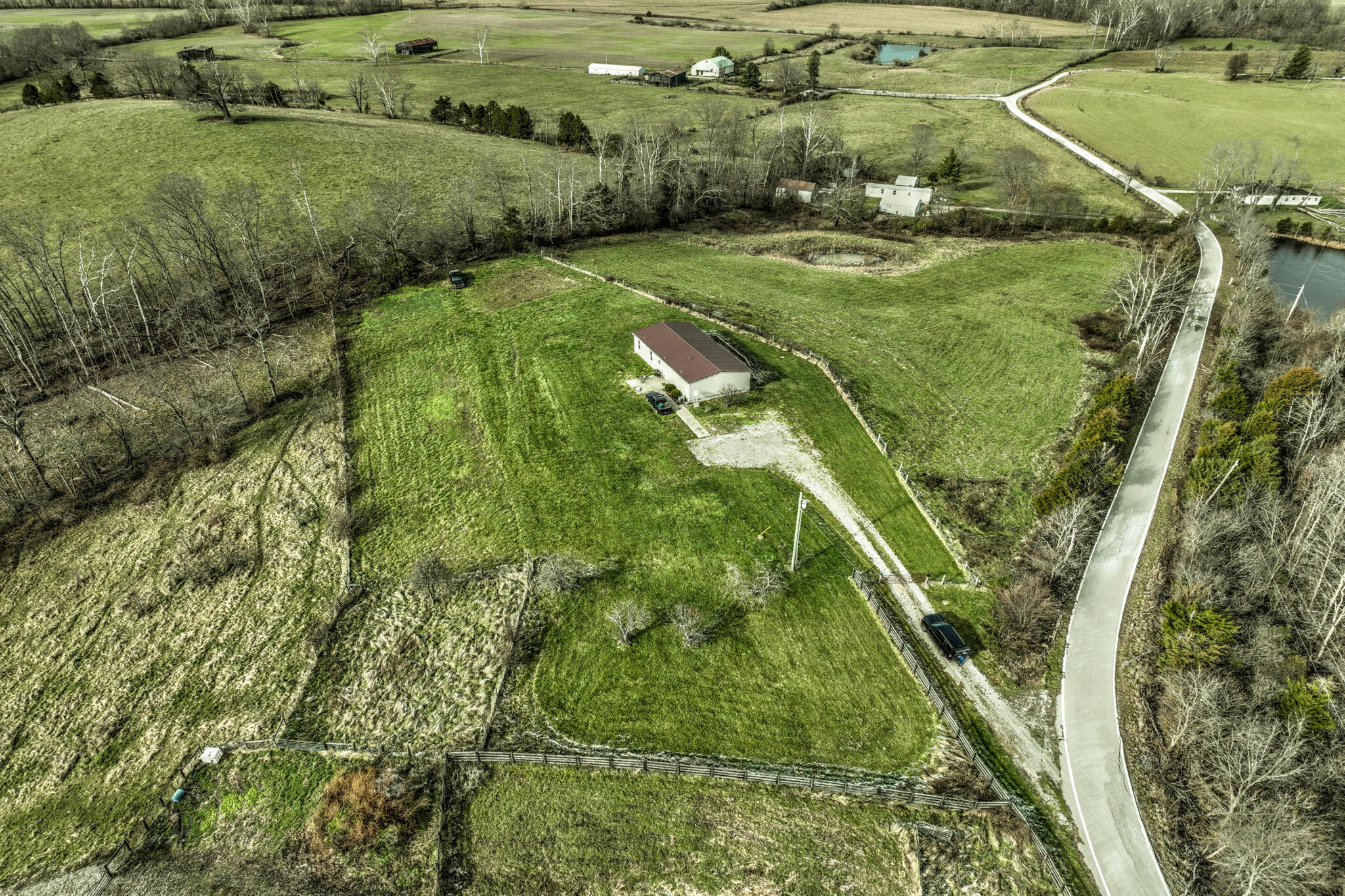 385 Mosby Creek Road Sparta, KY 41086 - Photo 2 of 39
