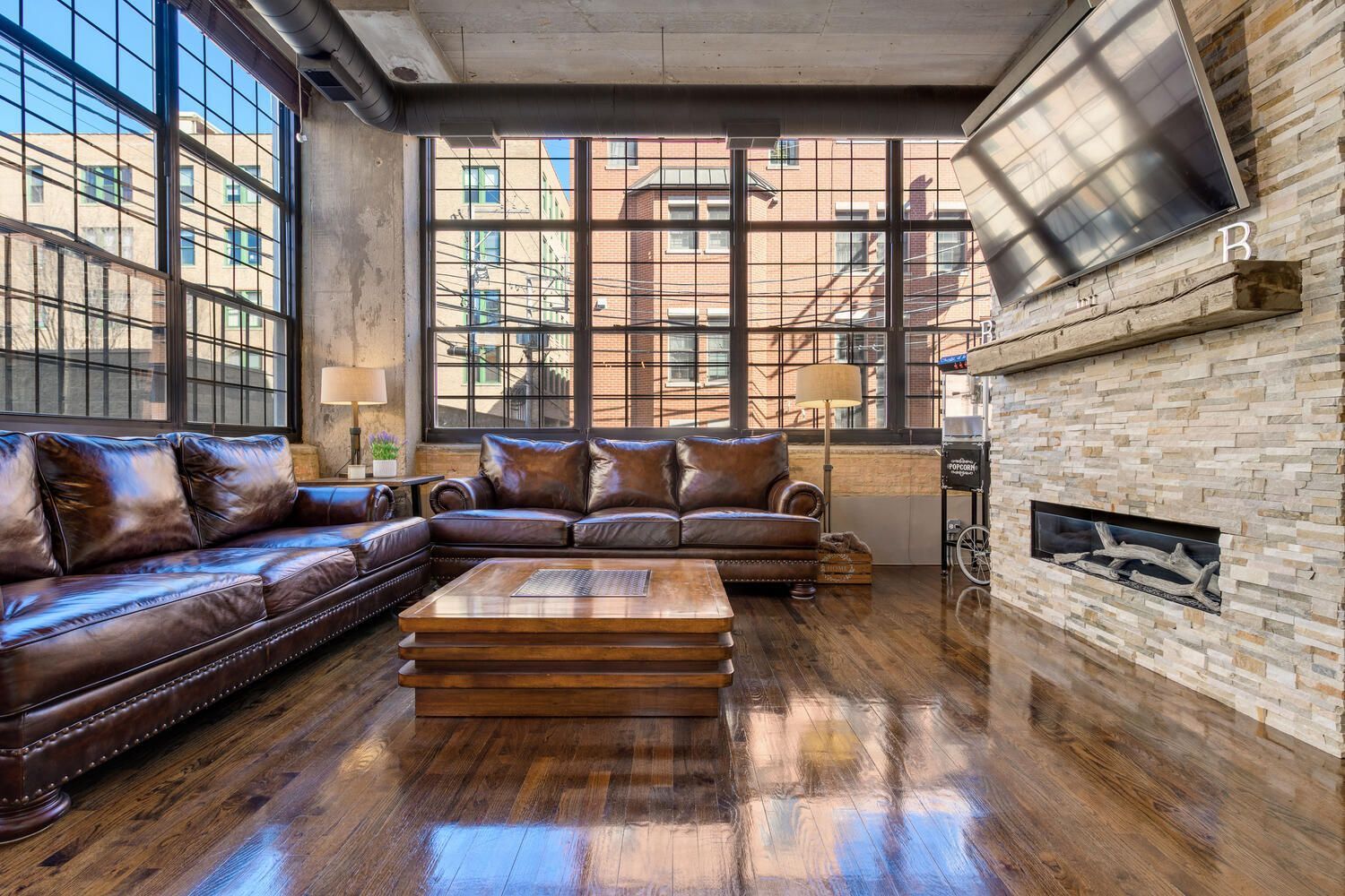 17 North Loomis Street, Unit 1F Chicago, IL 60607 - Photo 4 of 21