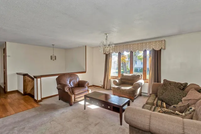 $360,000 | 212 Poplar Street, Chicopee, MA 01013