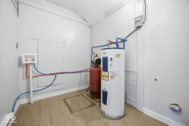 $175,000 | 2407 West Flat Rock Road, Flat Rock, IN 47234