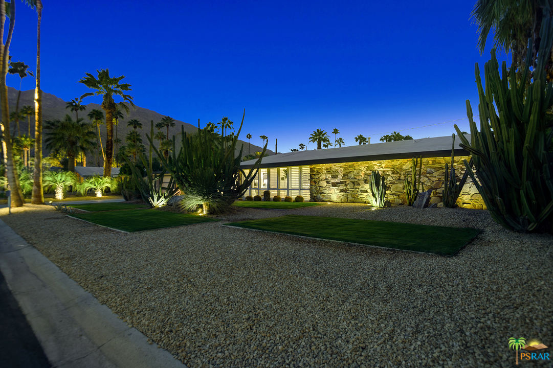 984 East La Jolla Road Palm Springs, CA 92264 - Photo 50 of 53 a view of a yard