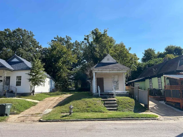 $49,400 | 1056 Seattle Street, Memphis, TN 38114