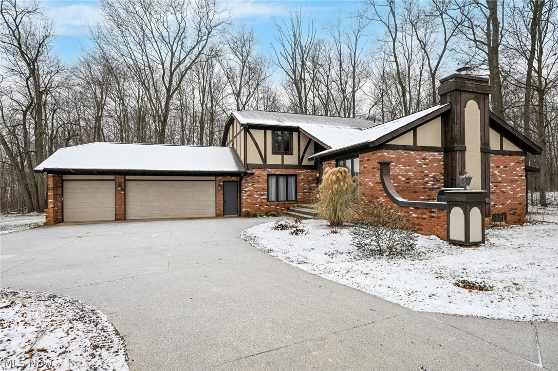 9003 Kennard Road Lodi, OH 44254 - Photo 2 of 35 Gallery Image 2