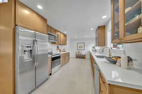 $1,395,000 | 2421 Mallard Drive, Walnut Creek, CA 94597