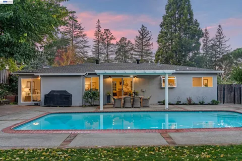 $1,395,000 | 2421 Mallard Drive, Walnut Creek, CA 94597
