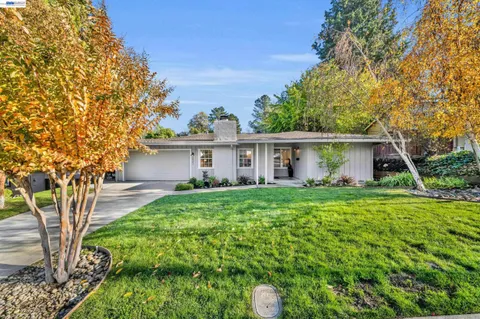 $1,395,000 | 2421 Mallard Drive, Walnut Creek, CA 94597