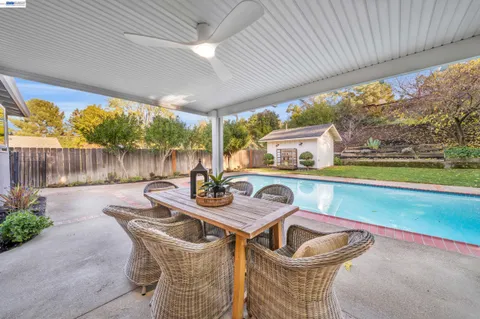 $1,395,000 | 2421 Mallard Drive, Walnut Creek, CA 94597