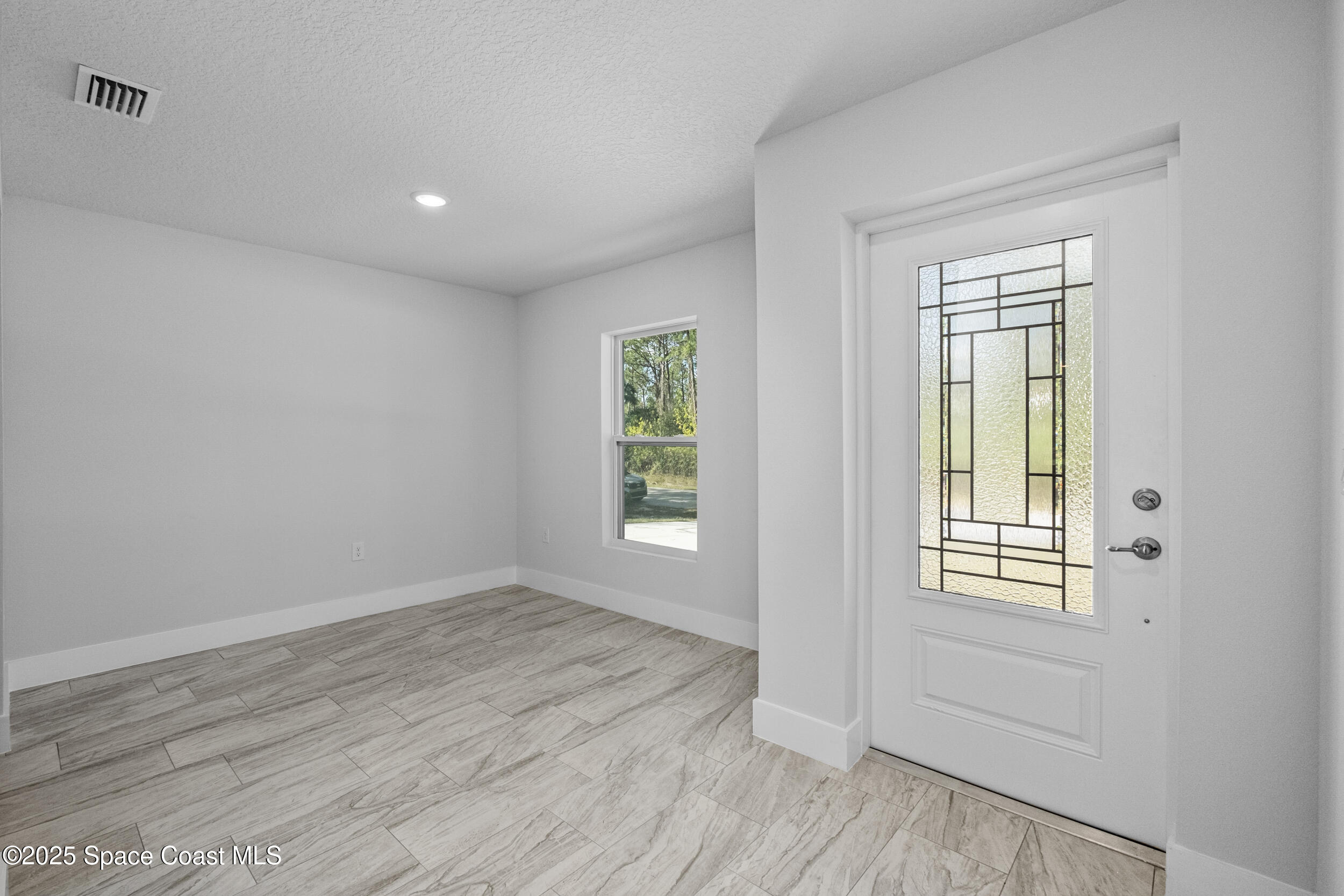 540 Wildmer Road Southwest Palm Bay, FL 32908 - Photo 3 of 27 dscf0193