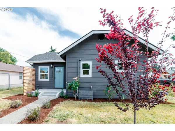$400,000 | 6800 Southeast Duke Street, Portland, OR 97206