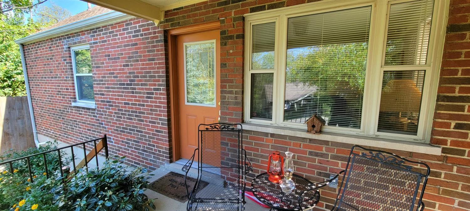 1512 Hunt Road Reading, OH 45215 - Photo 4 of 36