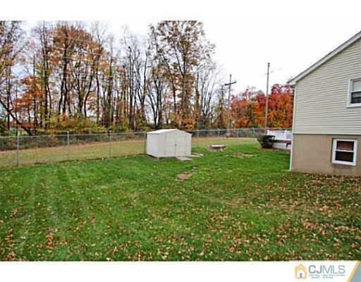 226 Colfax Road North Brunswick, NJ 08902 - Photo 22 of 24 Gallery Image 22