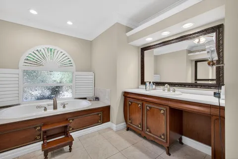 $1,200,000 | 15678 95th Avenue North, Jupiter, FL 33478