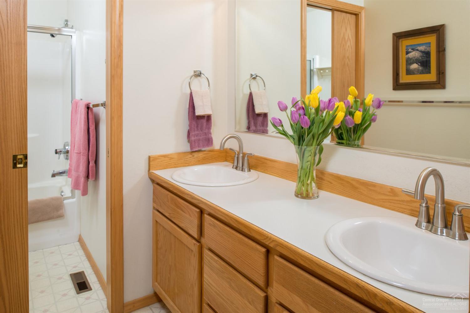 12 Rager Mountain Lane Sunriver, OR 97707 - Photo 11 of 18 Additional Photo