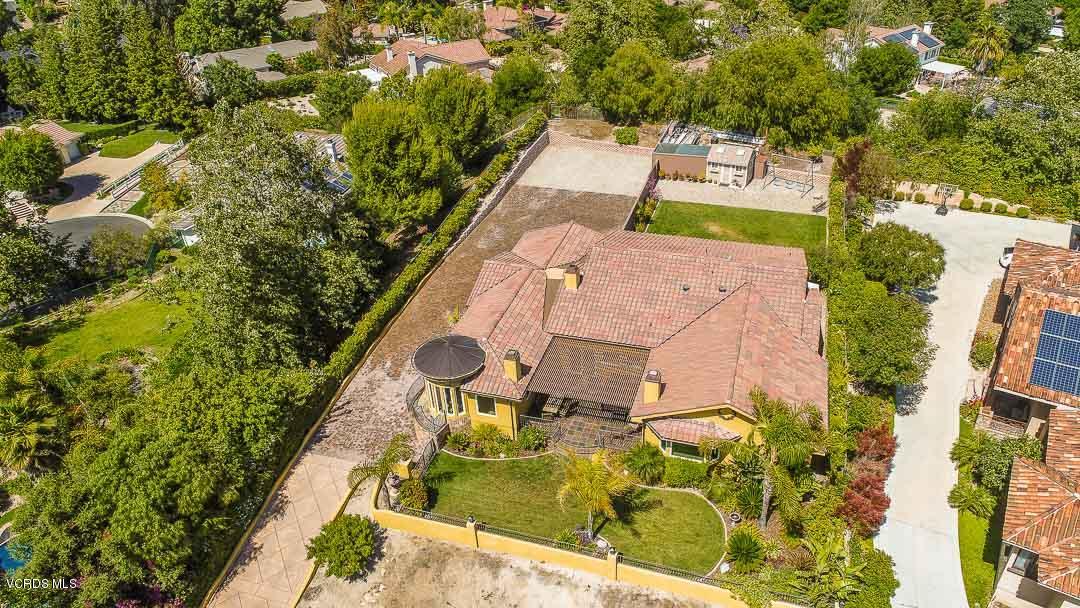 959 Rancho Road Thousand Oaks, CA 91362 - Photo 53 of 57 an aerial view of house with yard