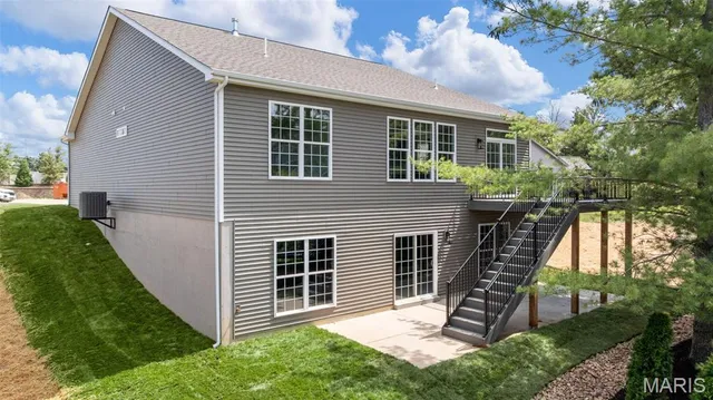 $529,900 | 104 Quail Bluff, Wentzville, MO 63385