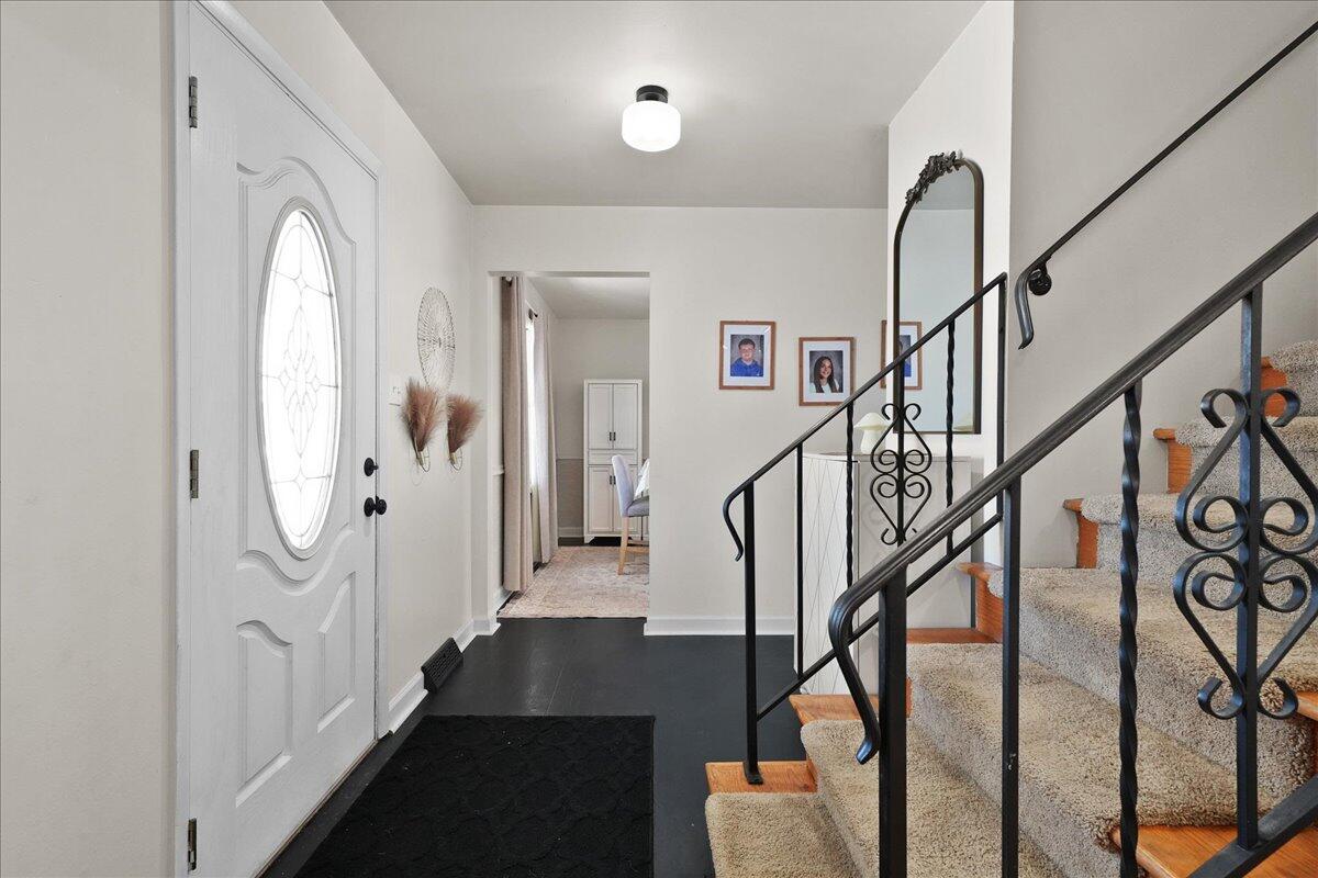 741 Pettibone Street Crown Point, IN 46307 - Photo 15 of 36 1200x800