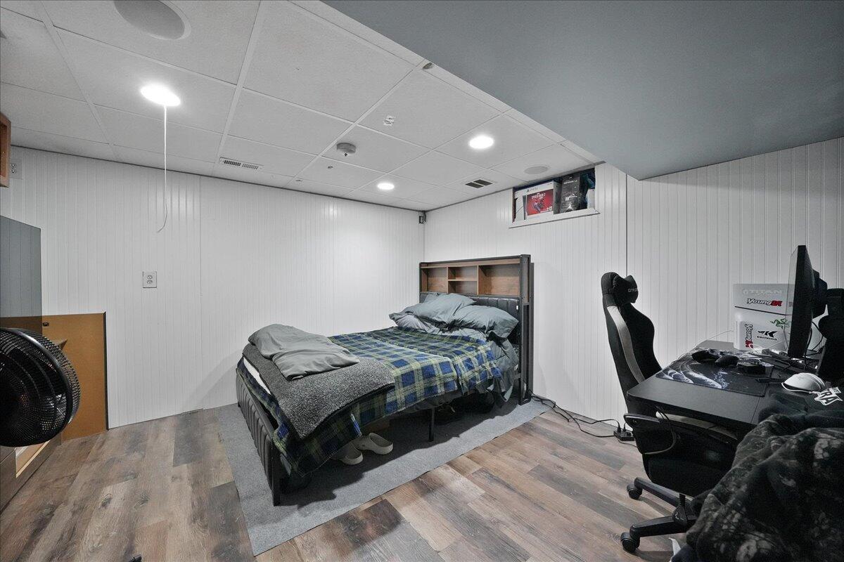 741 Pettibone Street Crown Point, IN 46307 - Photo 28 of 36 1200x800