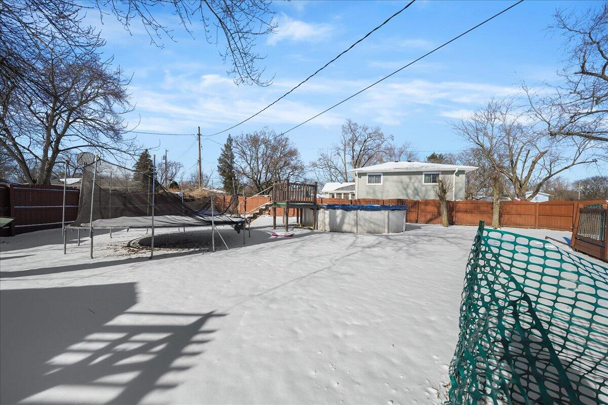 741 Pettibone Street Crown Point, IN 46307 - Photo 32 of 36 1200x800