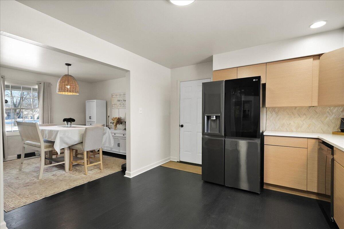 741 Pettibone Street Crown Point, IN 46307 - Photo 6 of 36 1200x800