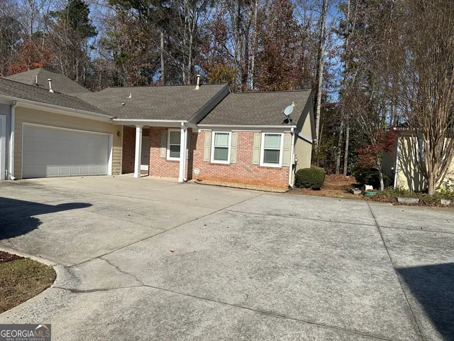 $2,050 | 124 Cottesford Drive Southwest, Unit 11, South Fulton, GA 30331