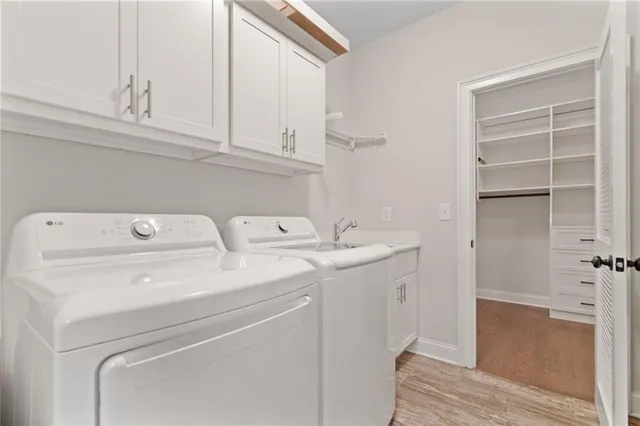 $775,000 | 3231 Artessa Lane Northeast, Roswell, GA 30075