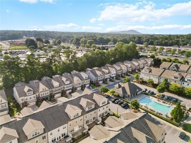 $775,000 | 3231 Artessa Lane Northeast, Roswell, GA 30075