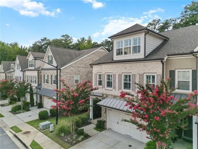 $775,000 | 3231 Artessa Lane Northeast, Roswell, GA 30075
