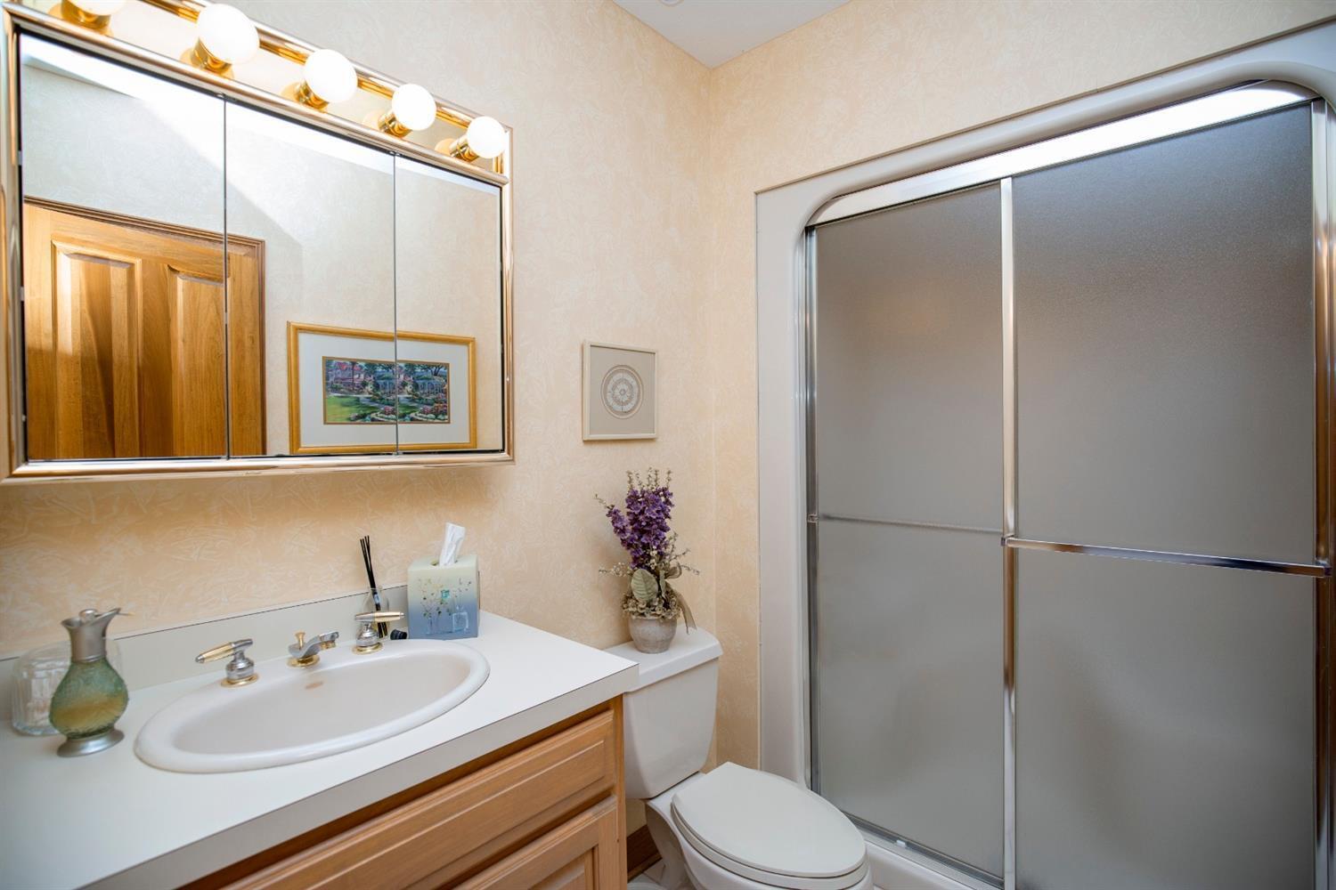 5585 Boomer Road Cincinnati, OH 45247 - Photo 38 of 50