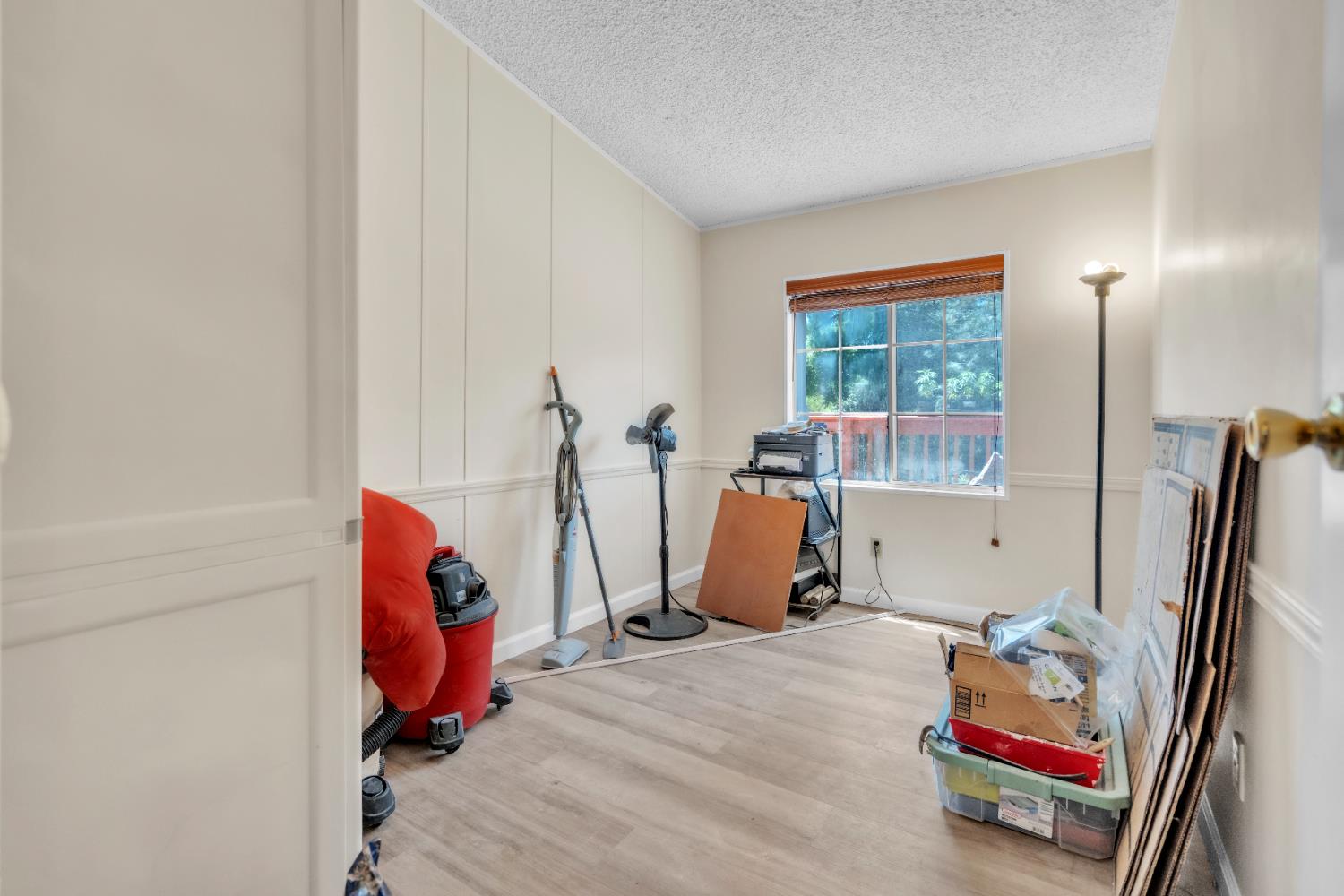 8074 Perry Creek Road, Unit 31 Somerset, CA 95684 - Photo 14 of 20 a room with furniture and gym equipment