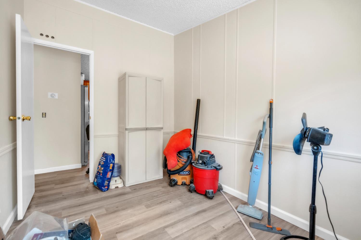 8074 Perry Creek Road, Unit 31 Somerset, CA 95684 - Photo 15 of 20 a view of a room with gym equipment