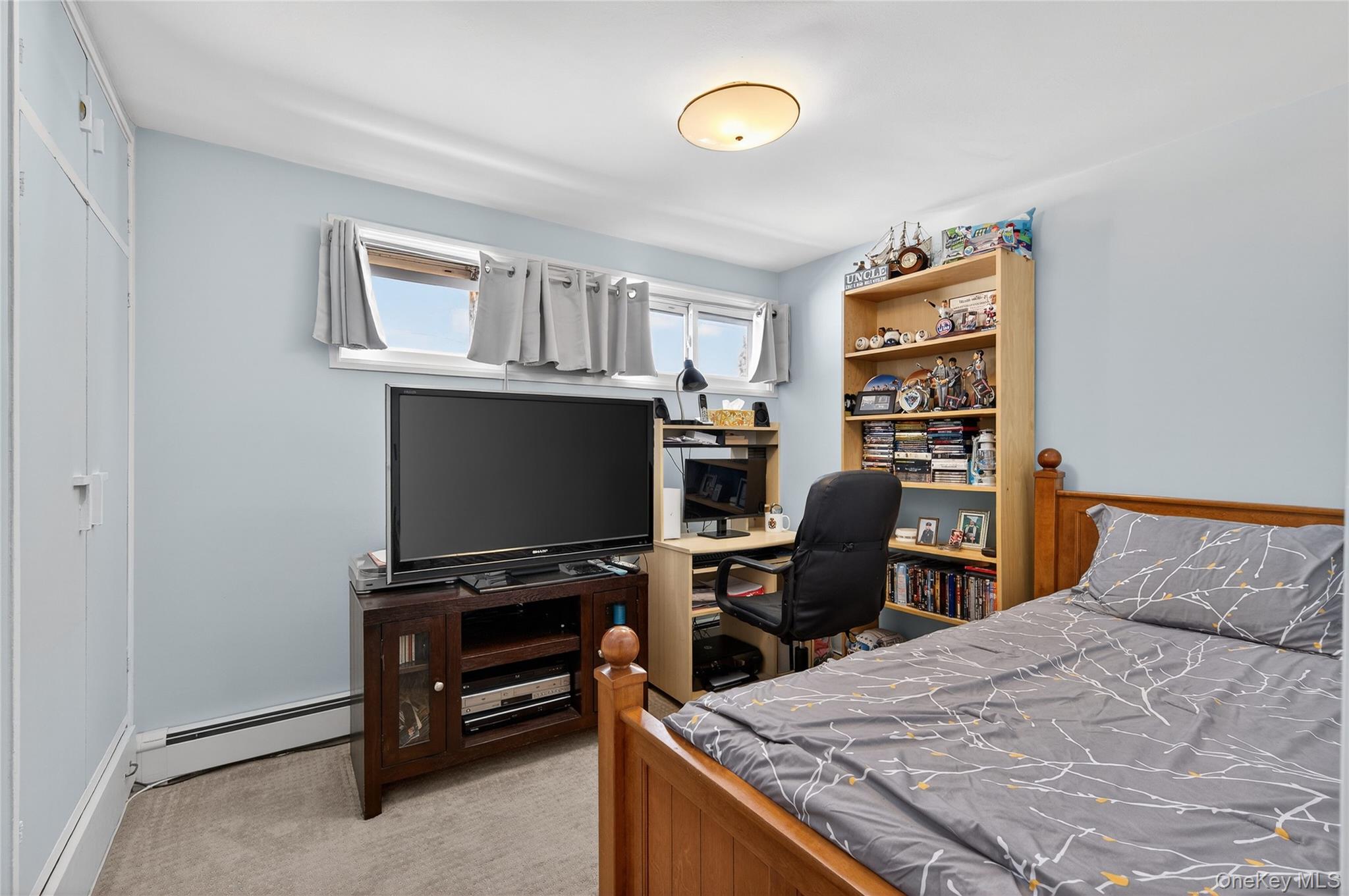 6 Wellington Road Greenvale, NY 11548 - Photo 15 of 21 Bedroom #3