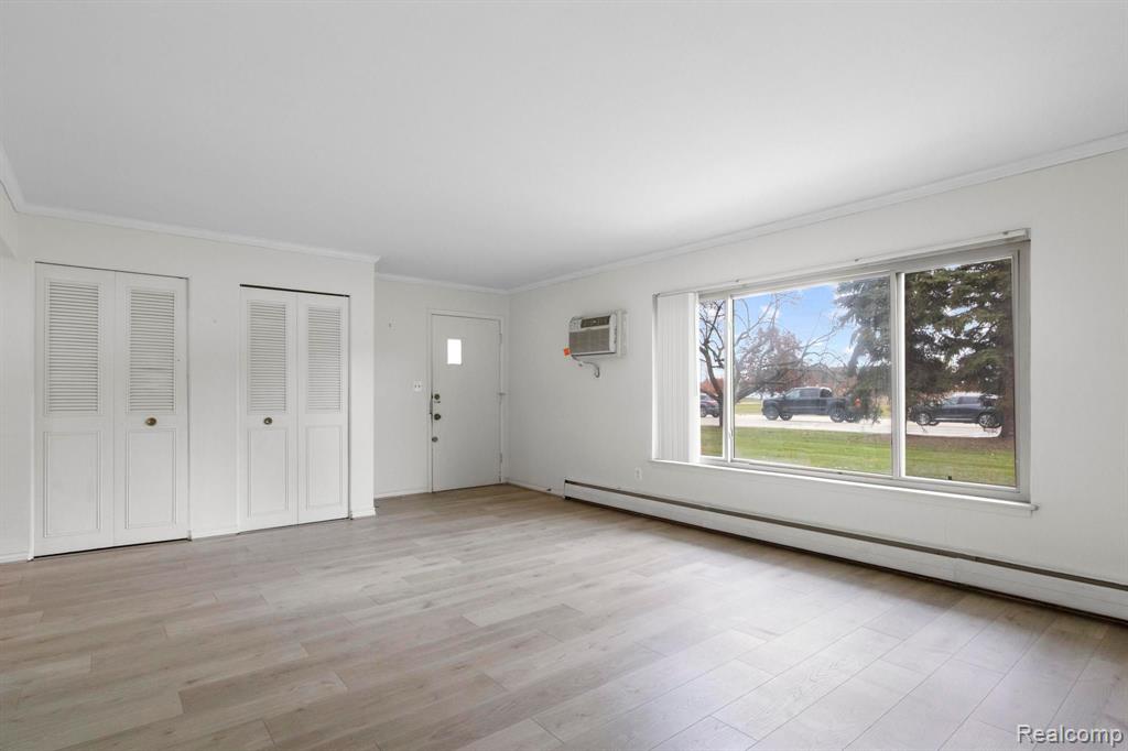 2859 East Maple Road, Unit 7 Birmingham, MI 48009 - Photo 6 of 15