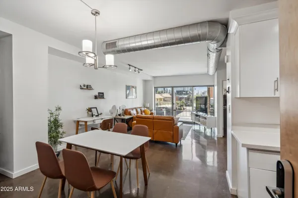 $284,000 | 805 North 4th Avenue, Unit 208, Phoenix, AZ 85003