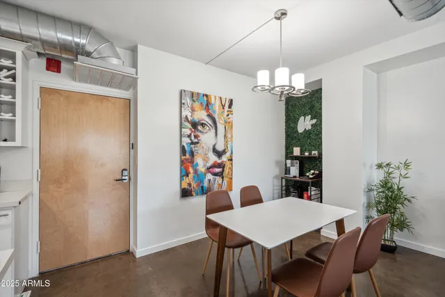 $299,000 | 805 North 4th Avenue, Unit 208, Phoenix, AZ 85003