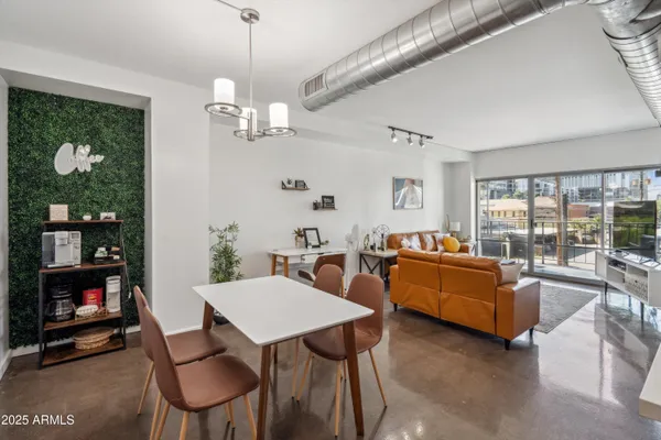 $284,000 | 805 North 4th Avenue, Unit 208, Phoenix, AZ 85003